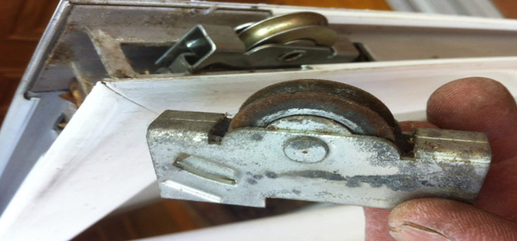 screen door roller repair in Torrance